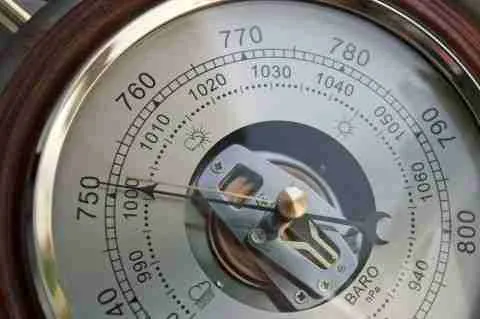 Atmospheric pressure for carp Fishing